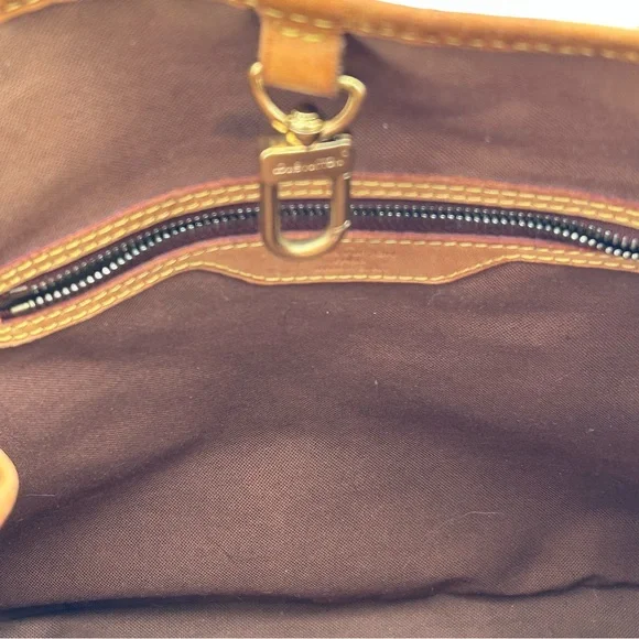 Louis Vuitton Brown Monogram Shoulder Bag - Picture 15 of 16